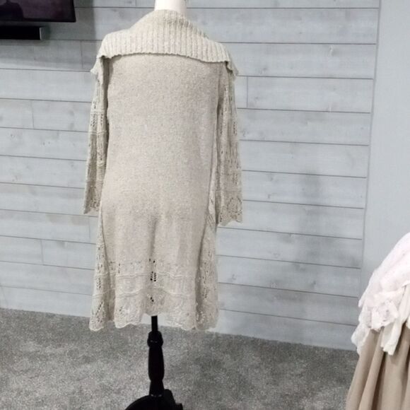 American Rag long sleeve open front cardigan with crochet sleeves and bottom - Picture 3 of 4